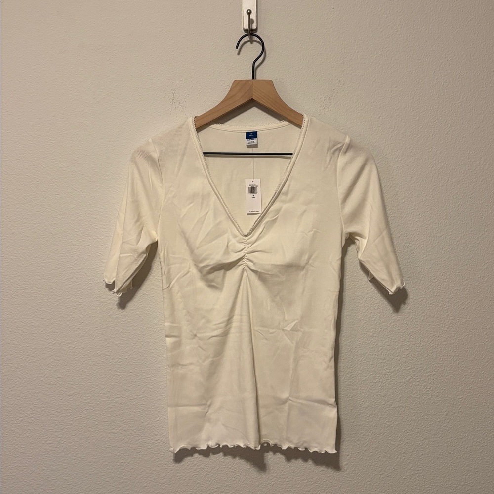 Old Navy Ruffle-Trim Ribbed Top - Picture 2 of 9